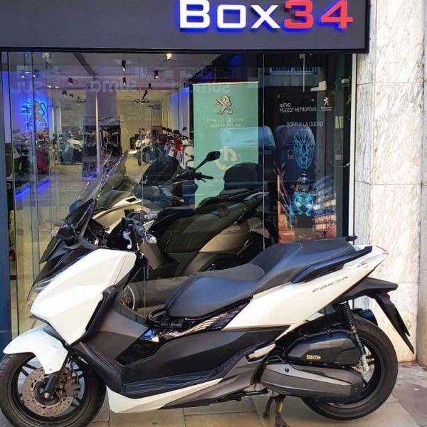 Las mejores Ofertas en motos Honda Forza 125 ABS Barcelona Box 34 sants
